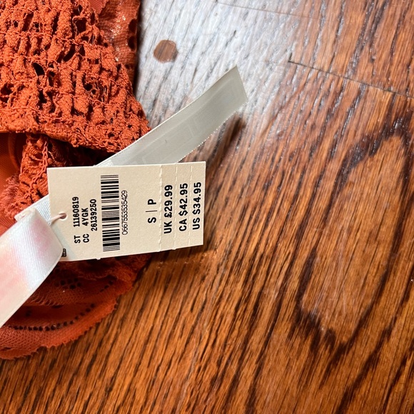 Victoria Secret bralette - Picture 4 of 4